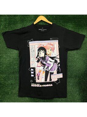 Puella Magi Madoka Magica And Homura T-Shirt Size Medium
